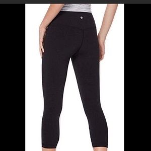 Lululemon capris